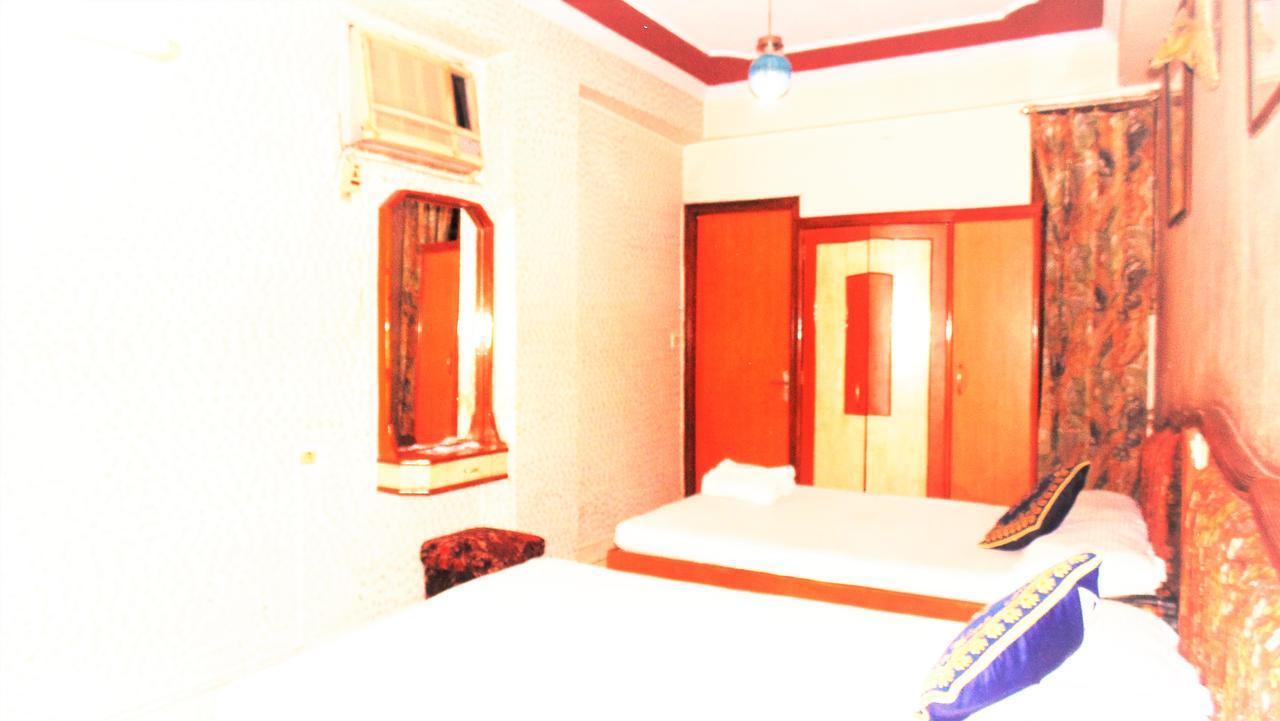 Hotel Maharaja Дели Экстерьер фото